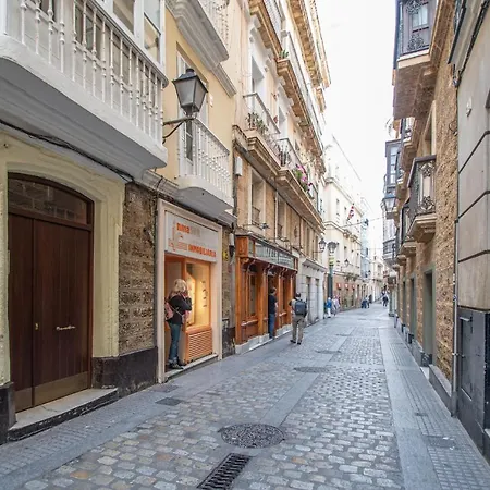Apartment Estudio Atico Miracadiz